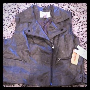 American Rag grey vest with tags